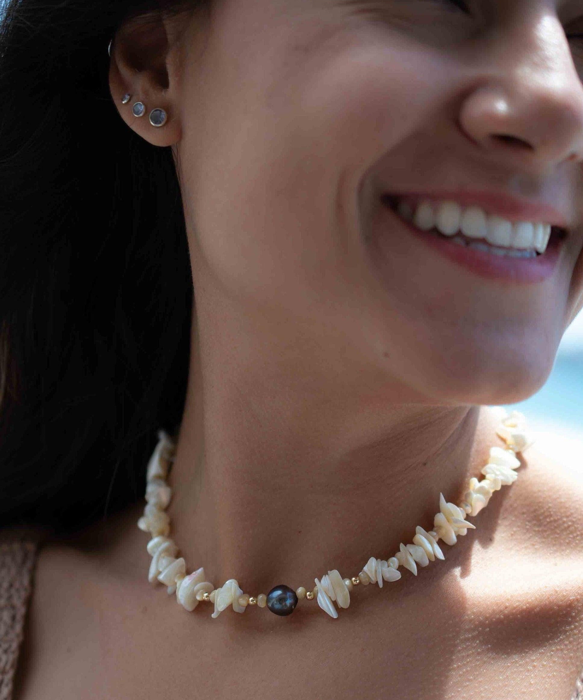 Tahitian Pearl & Mother-of-Pearl Choker ~ Sterling Silver 925 or Gold Filled~ Choker ~ Jewelry ~ Minimalist~ Handmade~Delicate~Layered MN0