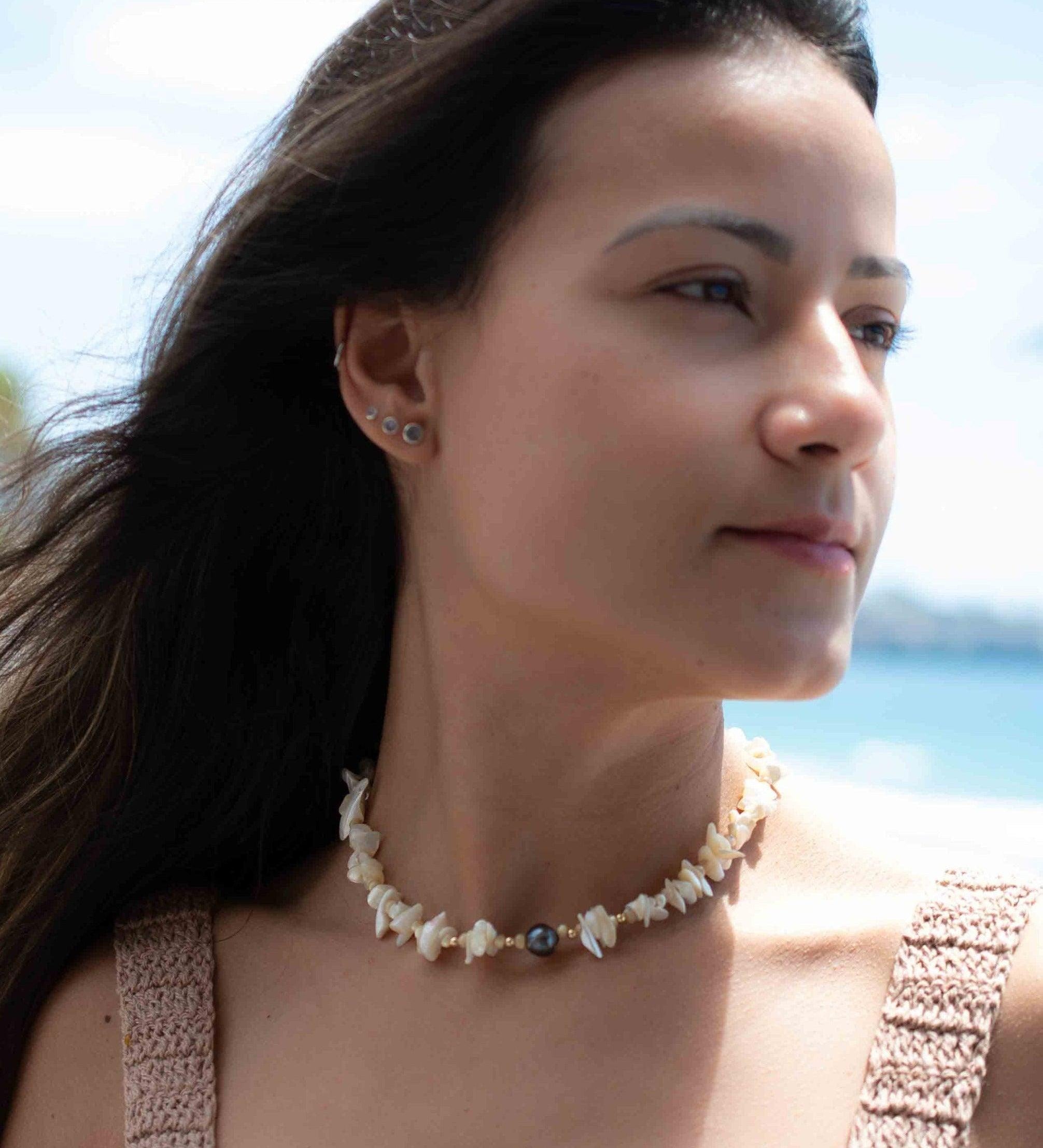 Tahitian Pearl & Mother-of-Pearl Choker ~ Sterling Silver 925 or Gold Filled~ Choker ~ Jewelry ~ Minimalist~ Handmade~Delicate~Layered MN0