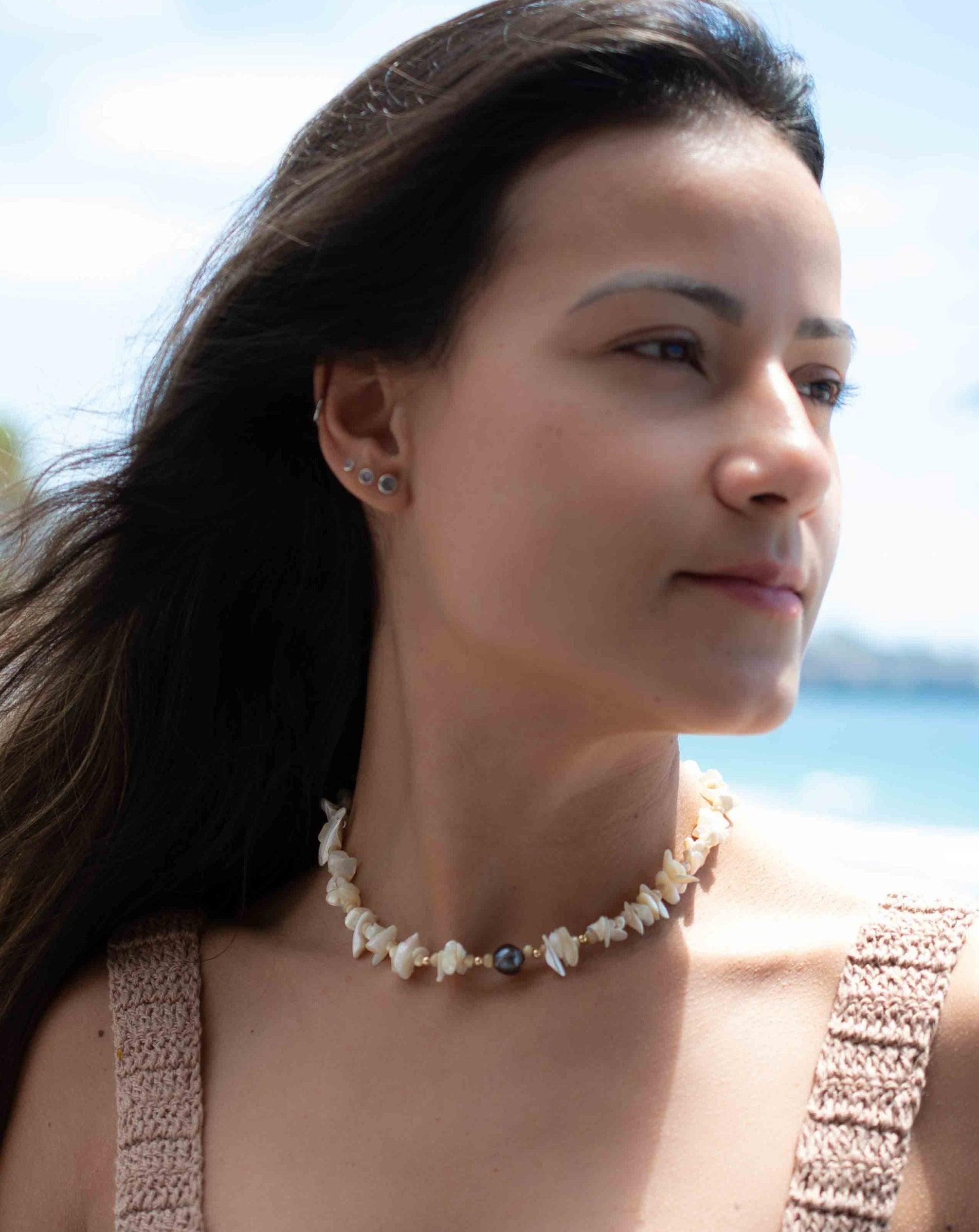 Tahitian Pearl & Mother-of-Pearl Choker ~ Sterling Silver 925 or Gold Filled~ Choker ~ Jewelry ~ Minimalist~ Handmade~Delicate~Layered MN0