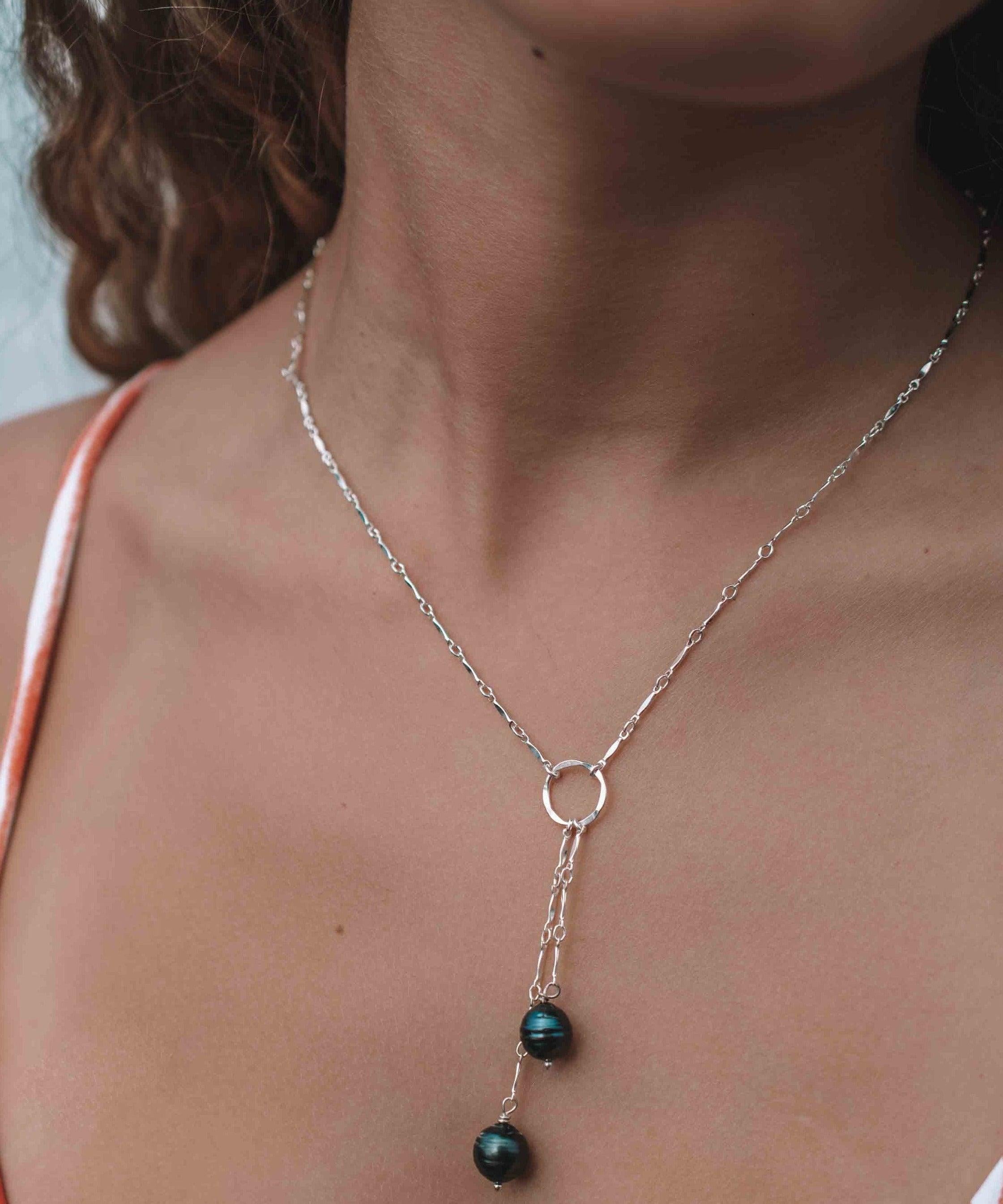Tahitian Pearls Y necklace ~ Gold Filled or Sterling Silver ~ Dainty Gold Necklace ~ Hammered Circle ~Minimalist ~Delicate ~Layered MN062