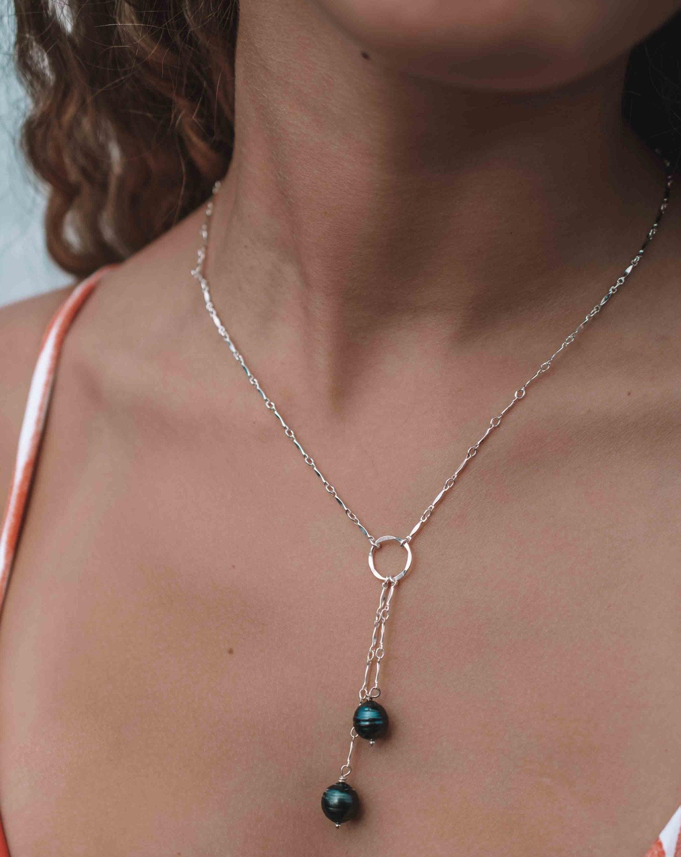 Tahitian Pearls Y necklace ~ Gold Filled or Sterling Silver ~ Dainty Gold Necklace ~ Hammered Circle ~Minimalist ~Delicate ~Layered MN062