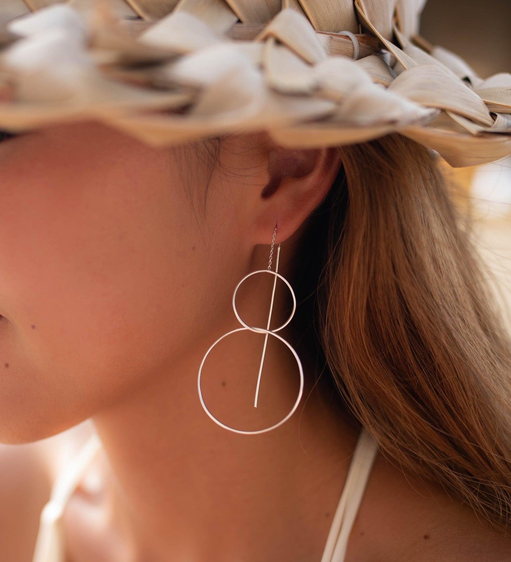 Threader Earrings ~ 18k Gold Plated or Silver Plated Earrings ~ Circle~  Geometric ~Dangle Earrings ~ Handmade ~ Jewelry ~ ME095B