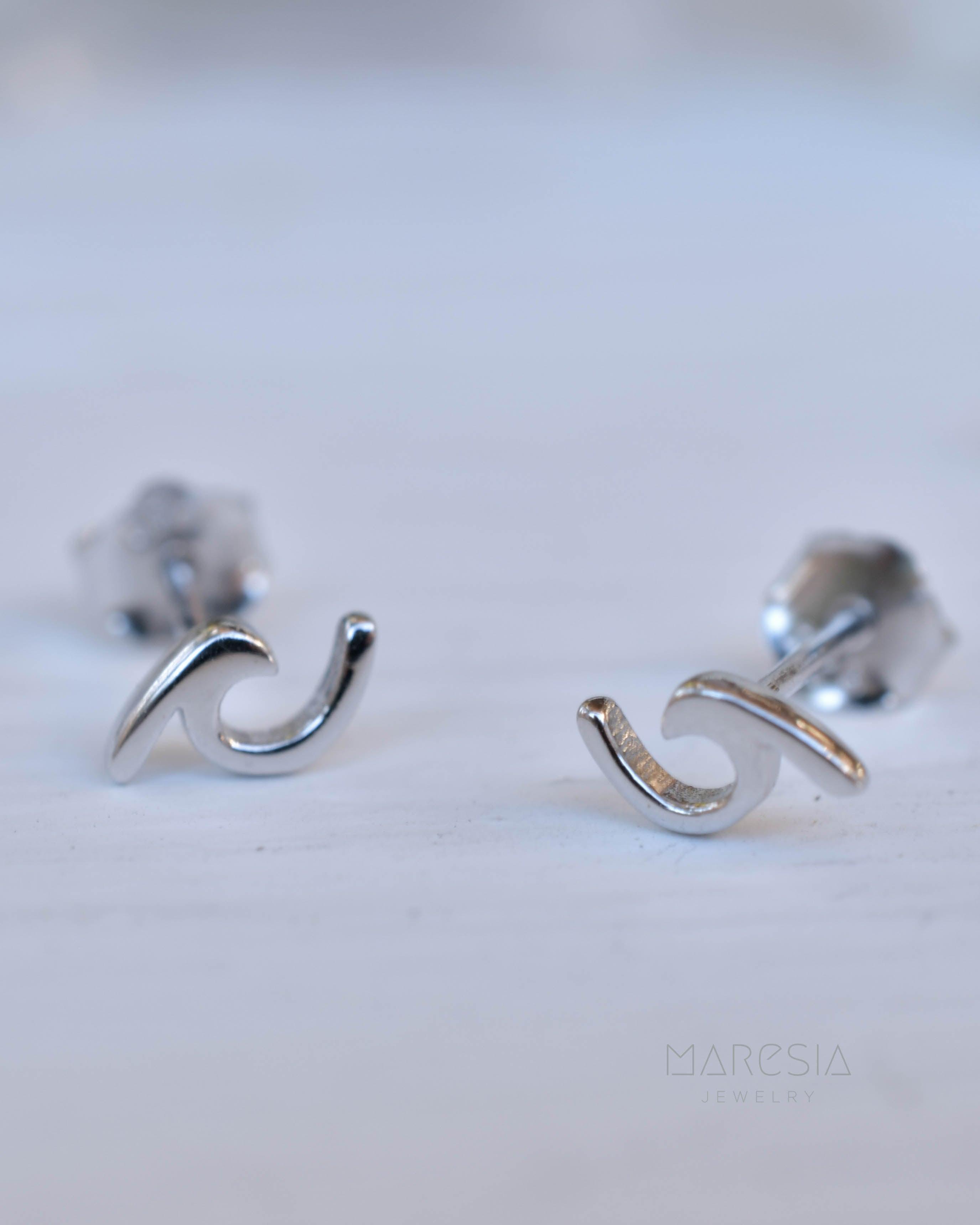 Tiny Wave Stud Earrings ~ Sterling silver 925 ~ SME078 - Maresia Jewelry