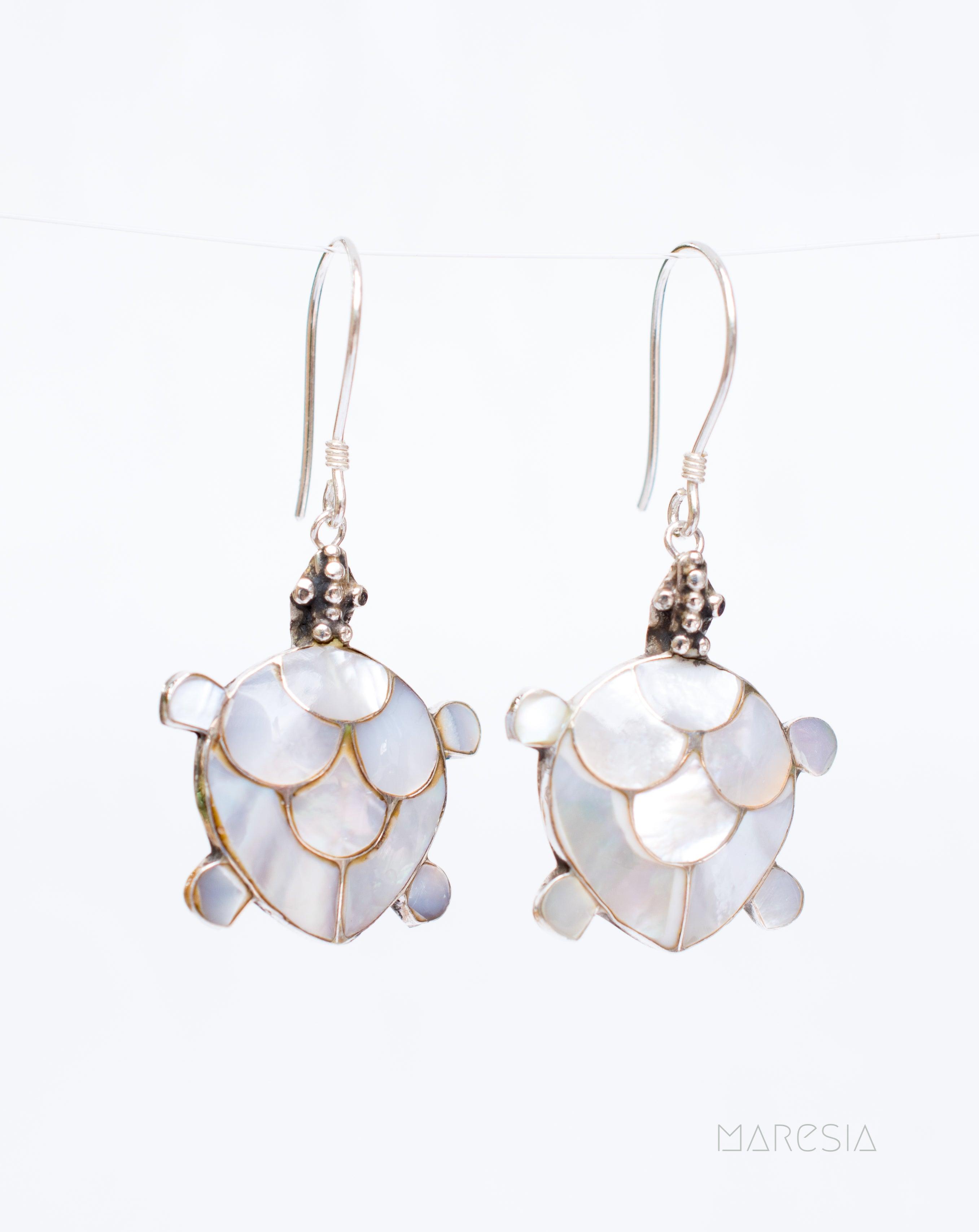 Turtle Mother of Pearl Earrings ~ Sterling Silver 925 ~ SME070 - Maresia Jewelry